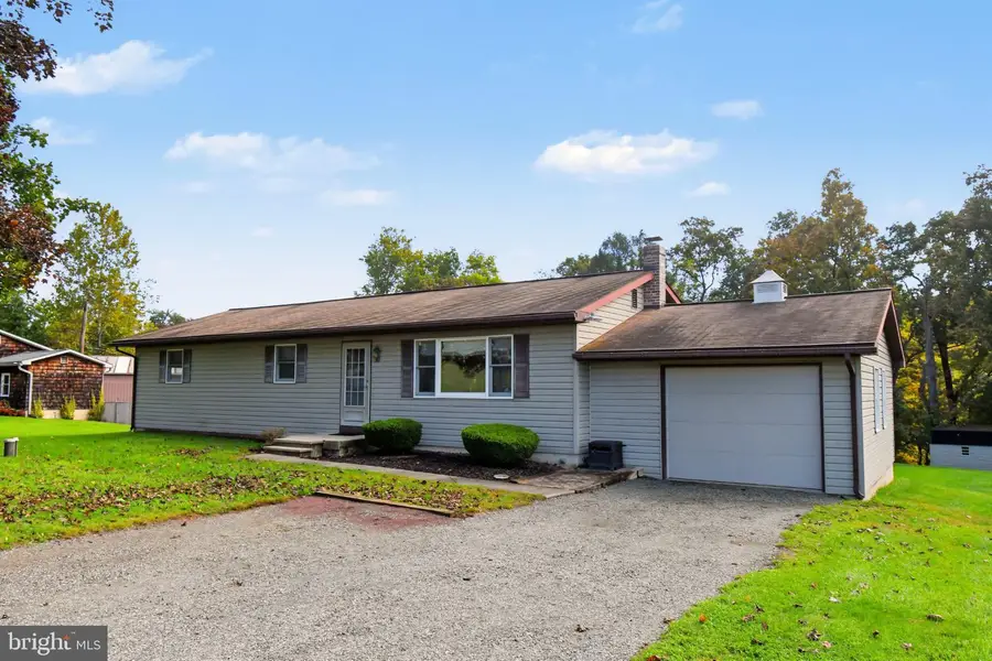 1026 Hosensack Rd, Palm, PA 18070 - #2