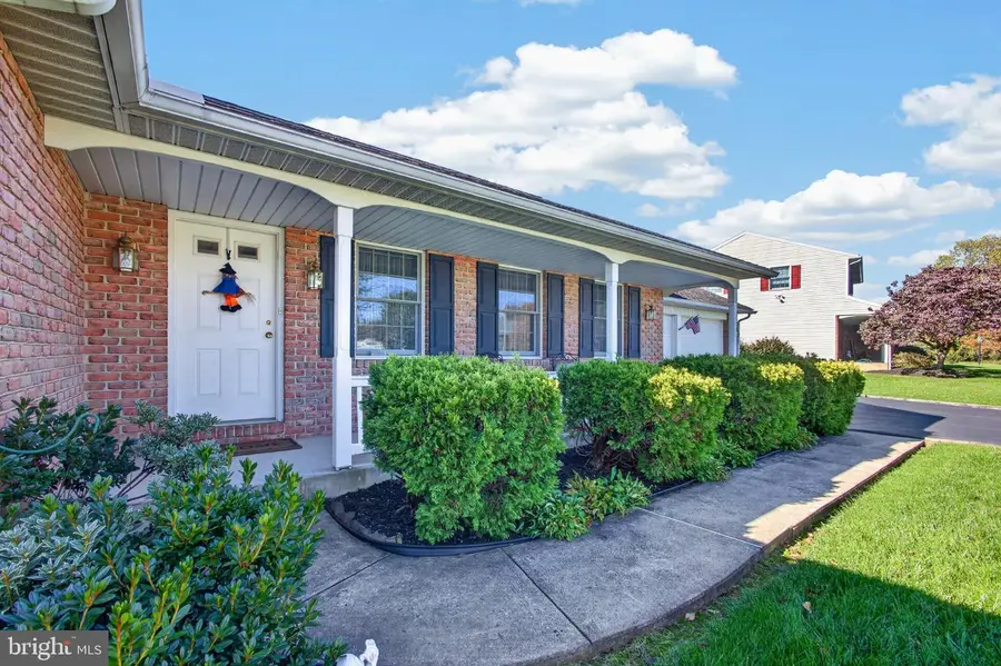 2330 Locust Ln, Gilbertsville, PA 19525 - #3