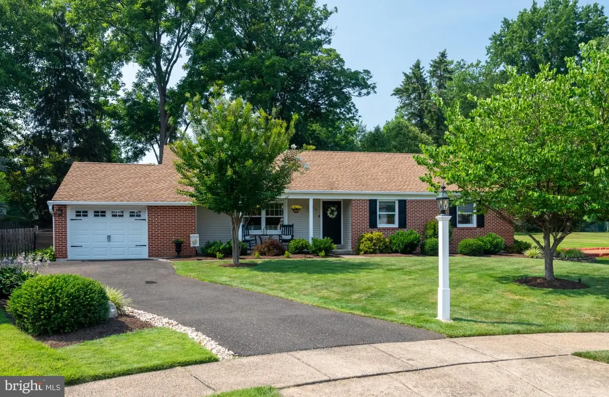 5 Sawtooth Ln #, Hatboro, PA 19040 - #1