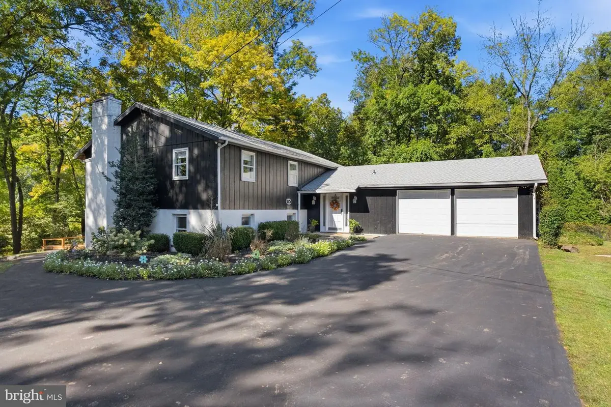 4822 Perkiomen Creek Rd #, Schwenksville, PA 19473 - #1