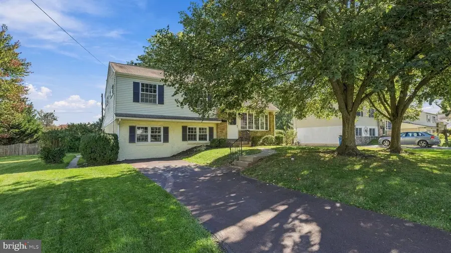1037 Pross Rd #, Lansdale, PA 19446 - #3