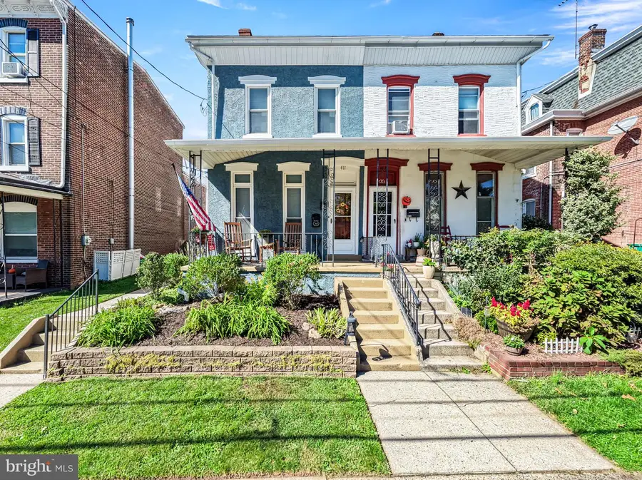 411 Walnut St, Royersford, PA 19468 - #2