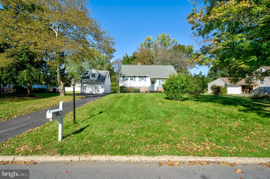 312 Lower Valley Rd, North Wales, PA 19454 - #2