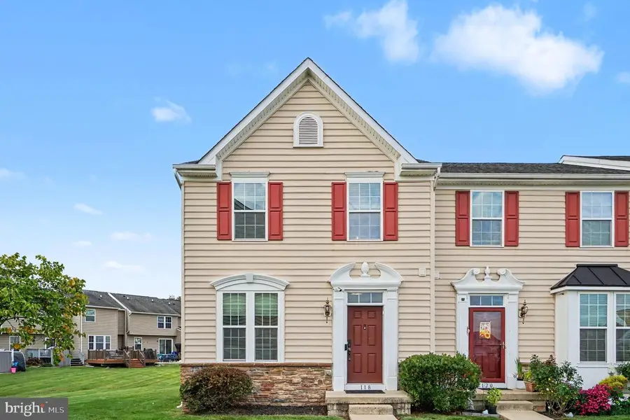 118 Topaz Dr, Gilbertsville, PA 19525 - #2