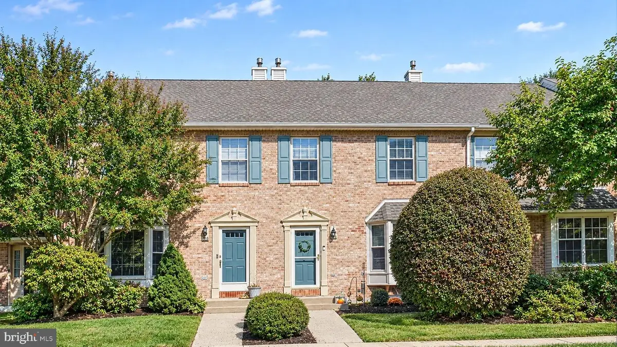 210 Cherrywood Ct, Pottstown, PA 19464 - #1
