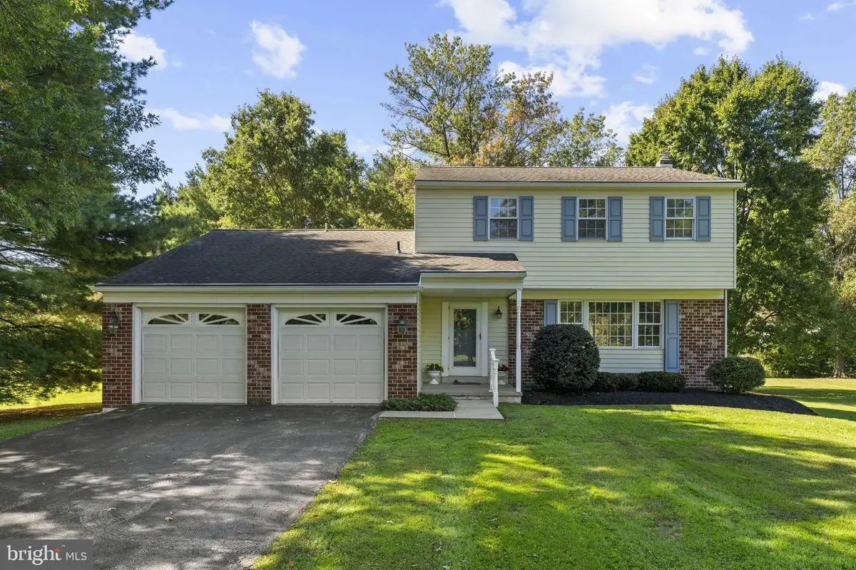 869 Laurel Ln, Harleysville, PA 19438 - #1