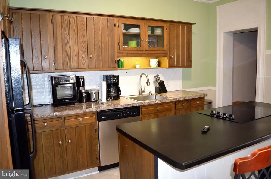 140 Case Ave, Sharon, PA 16146 - #2