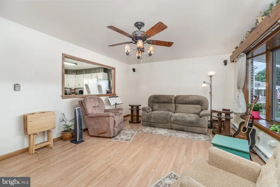 685 Dry Valley Rd, Lewistown, PA 17044 - Image #3