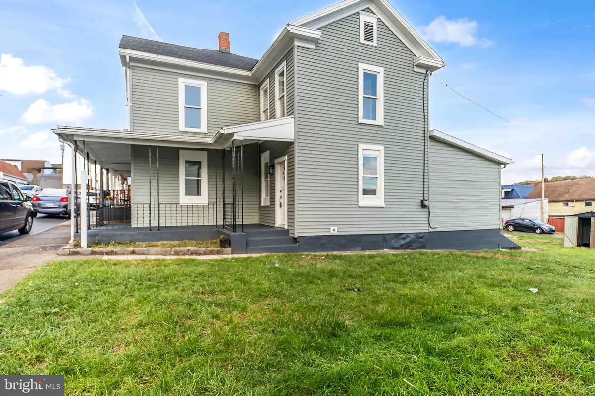 46 Central Ave, Lewistown, PA 17044 - Image #1