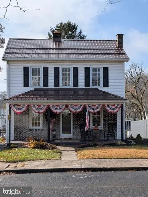 420 Locust St, Burnham, PA 17009 - Image #1