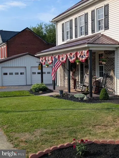 420 Locust St, Burnham, PA 17009 - Image #2