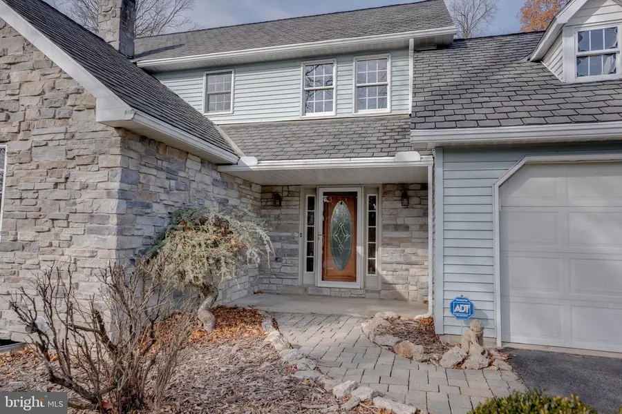 221 Cliffside Dr, Lewistown, PA 17044 - Image #3