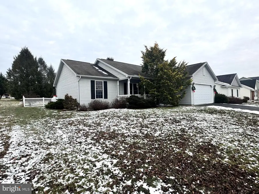 98 Greenfield Dr, Reedsville, PA 17084 - Image #2