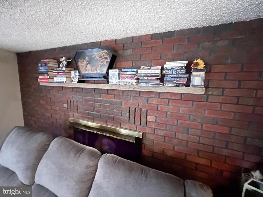 186 W Railroad St, Reedsville, PA 17084 - #3