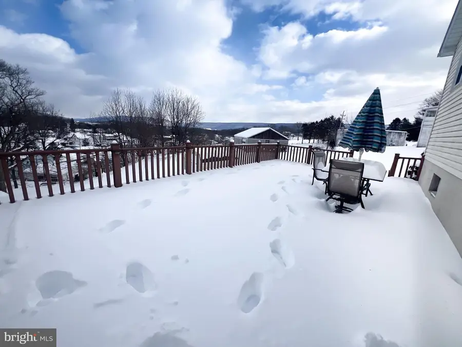 130 Hill St, Milroy, PA 17063 - #3