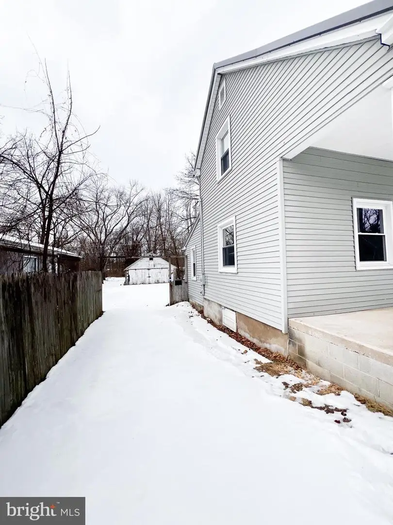 366 Cedar St, Mount Union, PA 17066 - #3