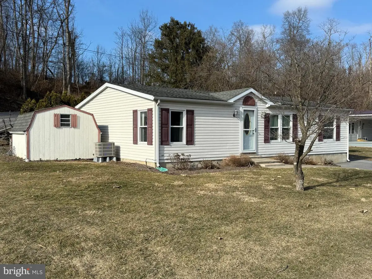 1 Chapel Dr, Lewistown, PA 17044 - #1