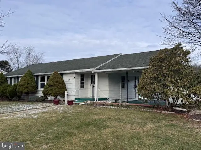15 Bridgeview Dr, Lewistown, PA 17044 - #2