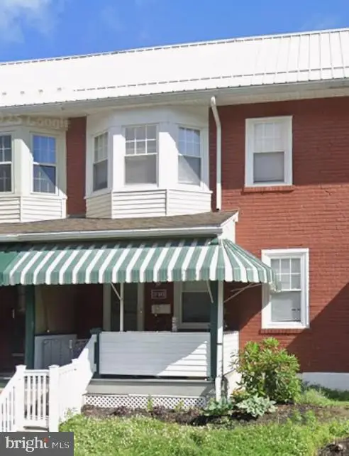 346 Terrace Blvd, Lewistown, PA 17044 - #1