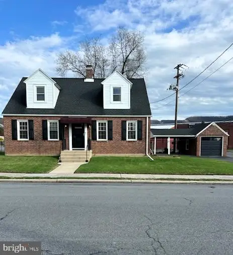 118 E Fleming Ave, Lewistown, PA 17044 - #1