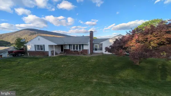 1 N Locke Ave, YEAGERTOWN, PA 17099