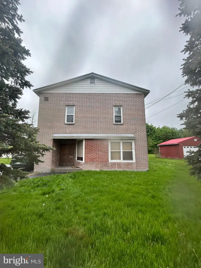 56 Maclay St, Milroy, PA 17063 - #2