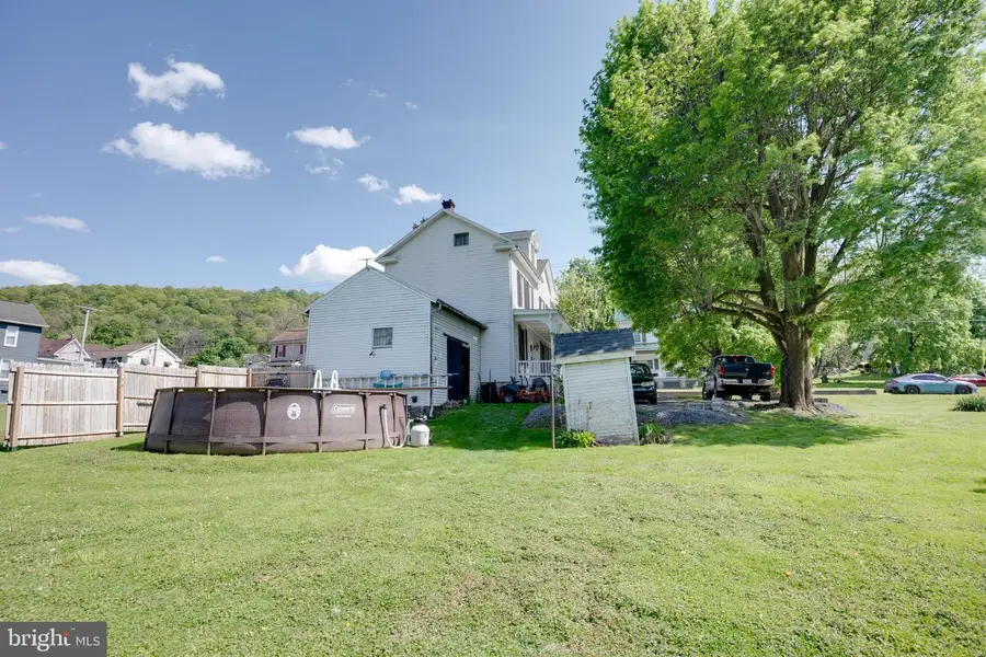 611 E Freedom Ave, Burnham, PA 17009 - #2