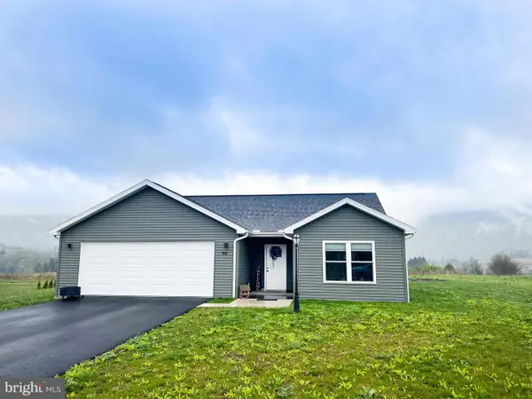 90 Tilbury Ln, REEDSVILLE, PA 17084