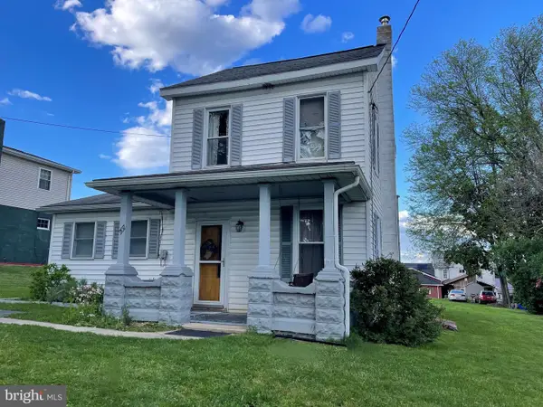 207 Clover Ave, YEAGERTOWN, PA 17099