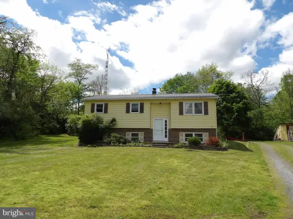 1045 Lockport Rd, LEWISTOWN, PA 17044