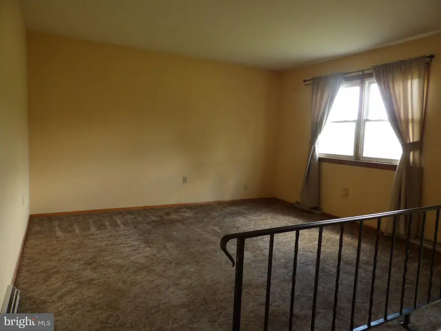 1045 Lockport Rd, Lewistown, PA 17044 - #3