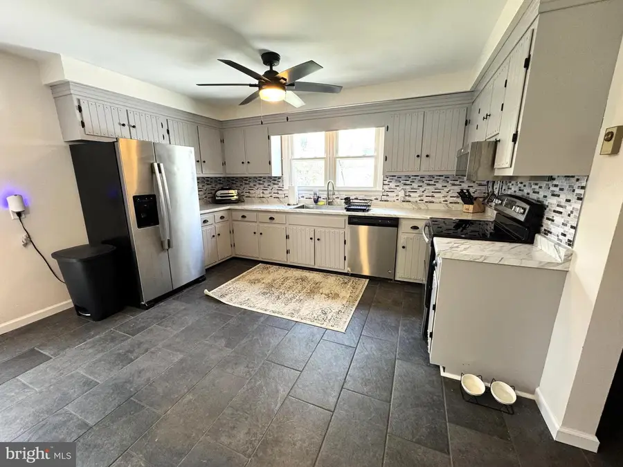 347 Summit Dr, Lewistown, PA 17044 - #3