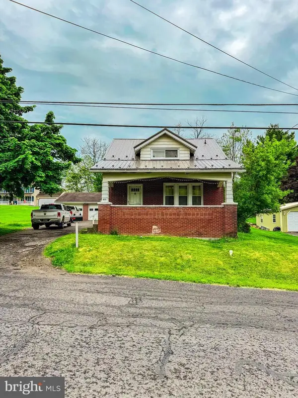 416 Dry Valley Rd, BURNHAM, PA 17009