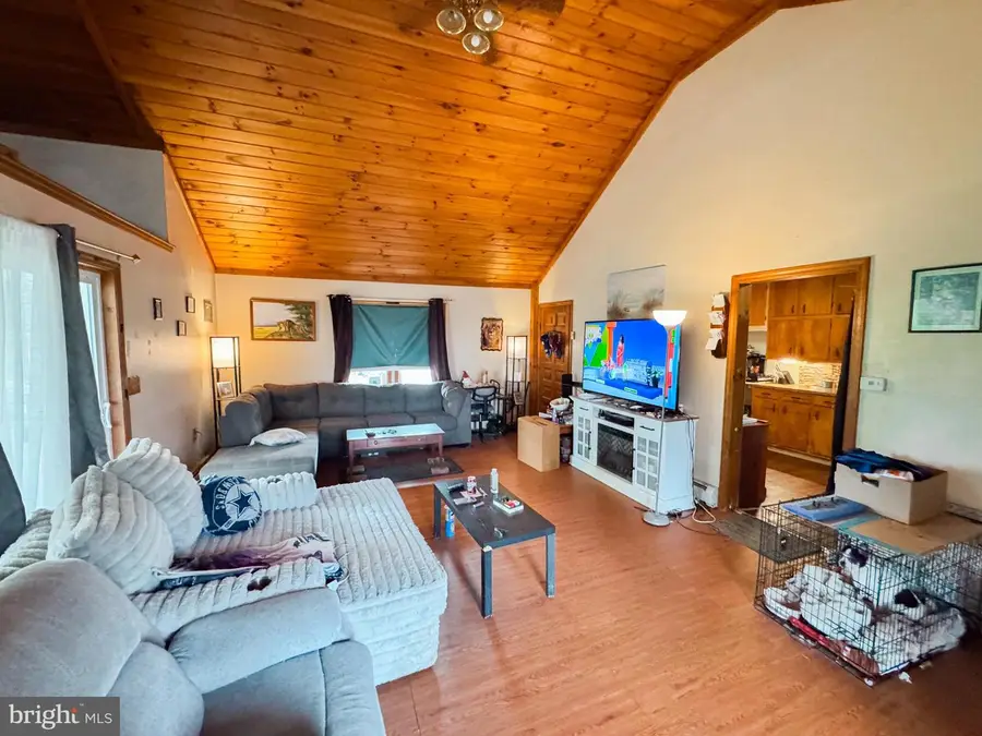 416 Dry Valley Rd, Burnham, PA 17009 - #3
