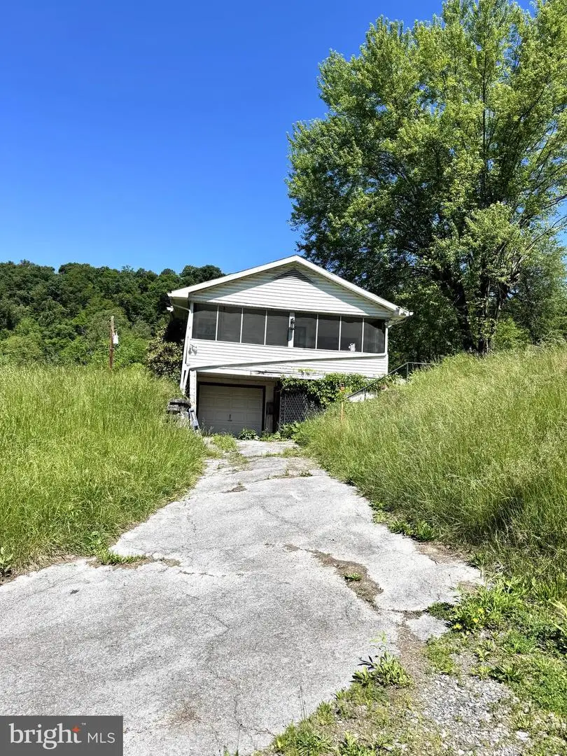 373 Strodes Run Rd, Lewistown, PA 17044 - #2
