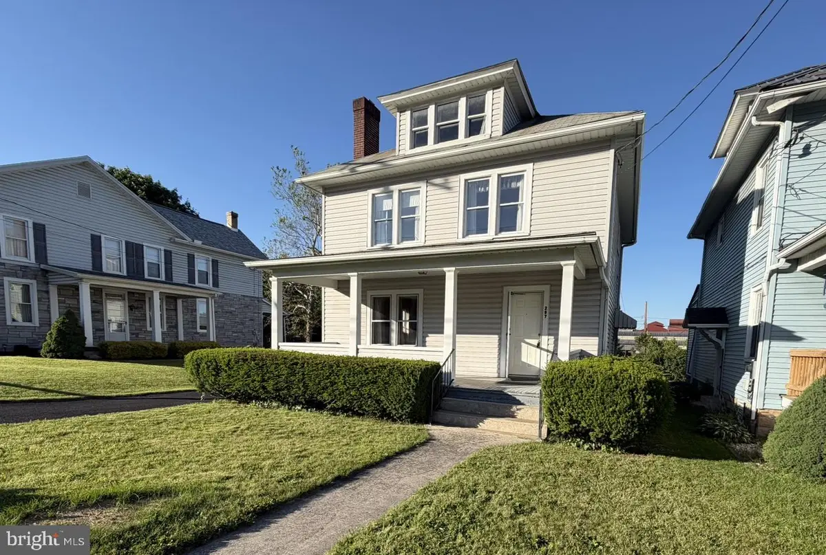 207 S Main St, Yeagertown, PA 17099 - #1