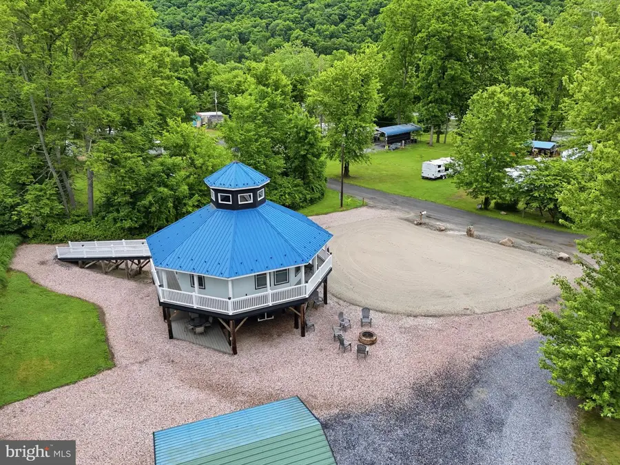 203 Front Dr, Mount Union, PA 17066 - #3