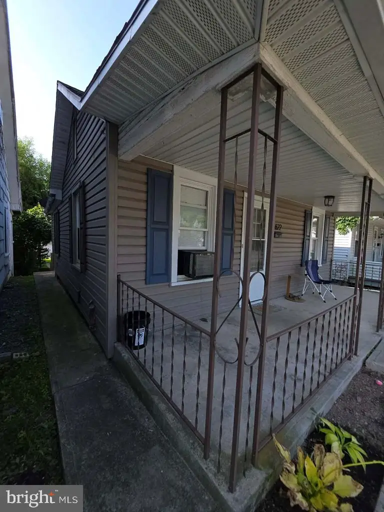 622 W 5th St, Lewistown, PA 17044 - #2