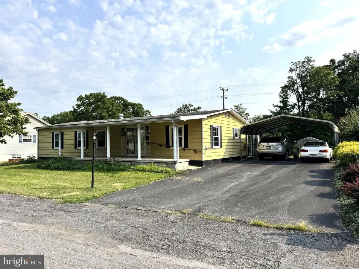 50 Randall Dr, Milroy, PA 17063 - #1