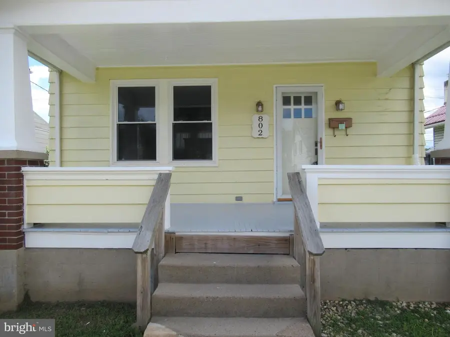 802 S Wayne St, Lewistown, PA 17044 - #2