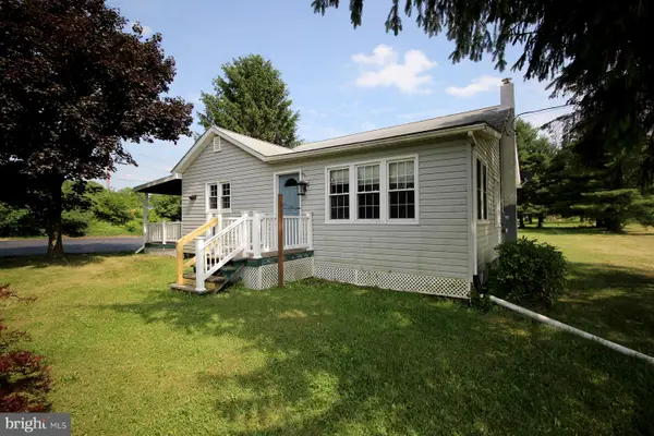 6564 Us Highway 522, MCCLURE, PA 17841