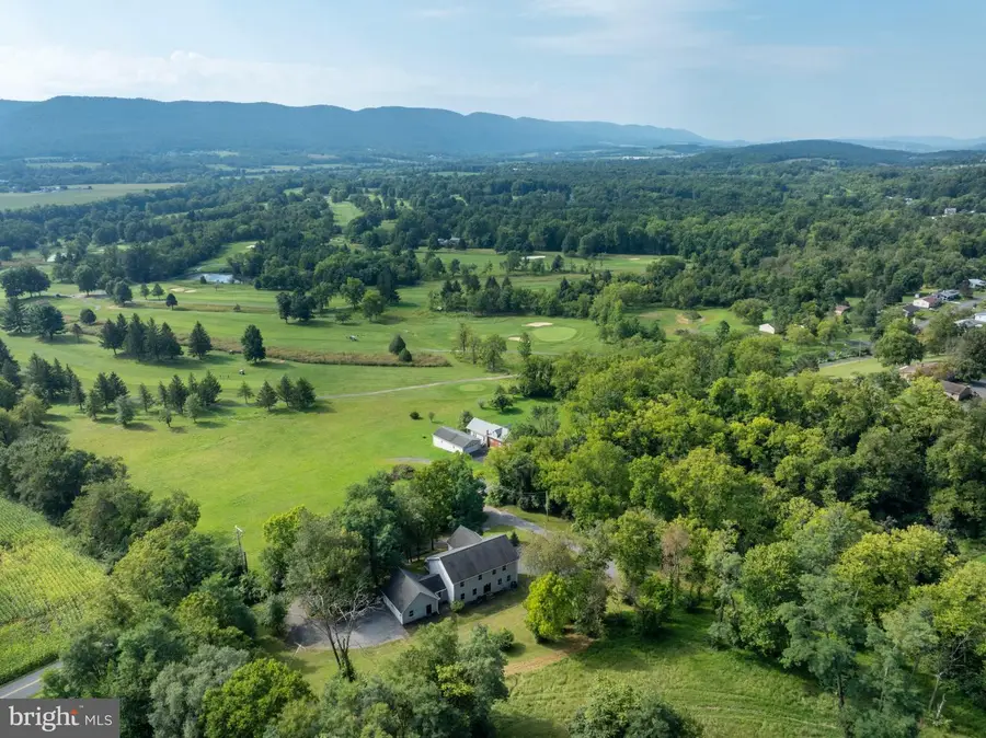 1695 Middle Rd, Lewistown, PA 17044 - #2