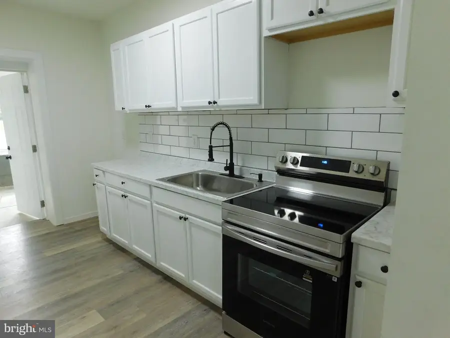 217 N Grand St, Lewistown, PA 17044 - #3