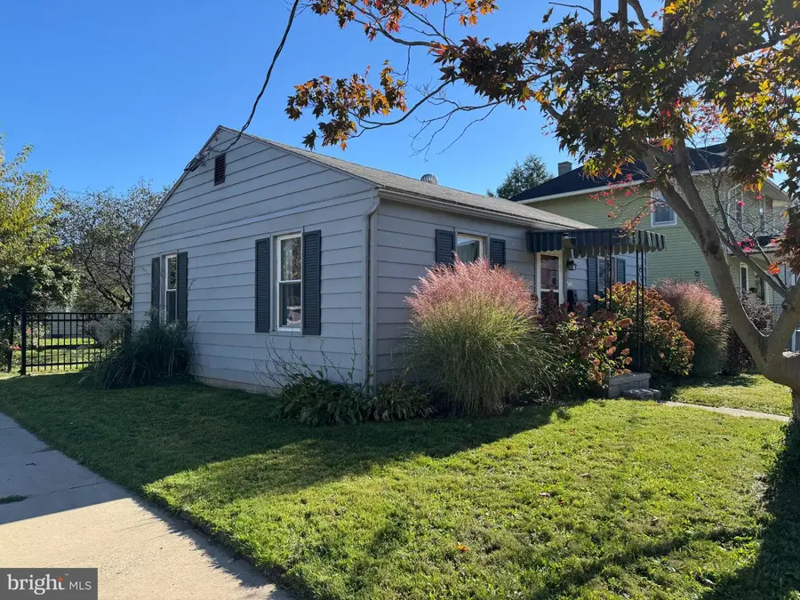 501 S Wayne St, Lewistown, PA 17044 - #2