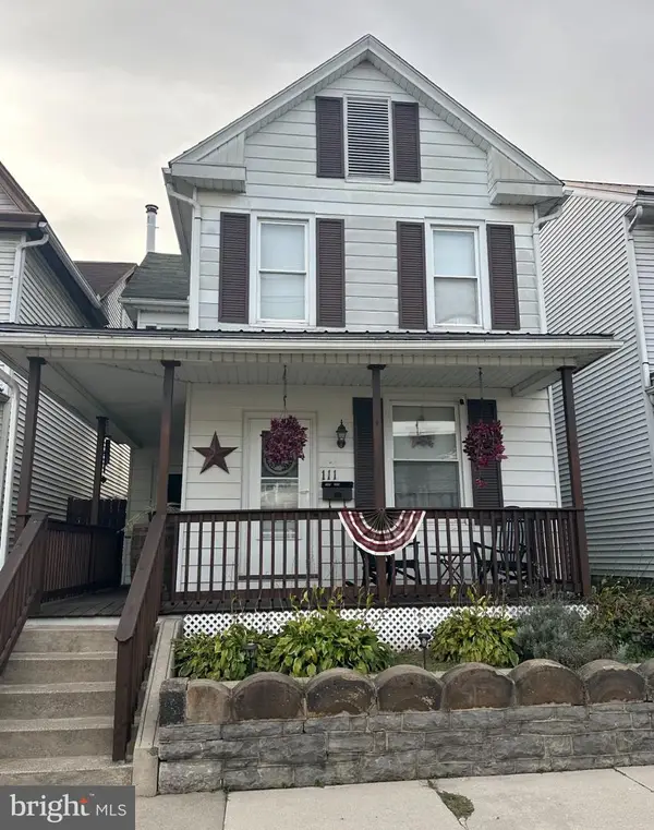 111 Pannebaker Ave, LEWISTOWN, PA 17044