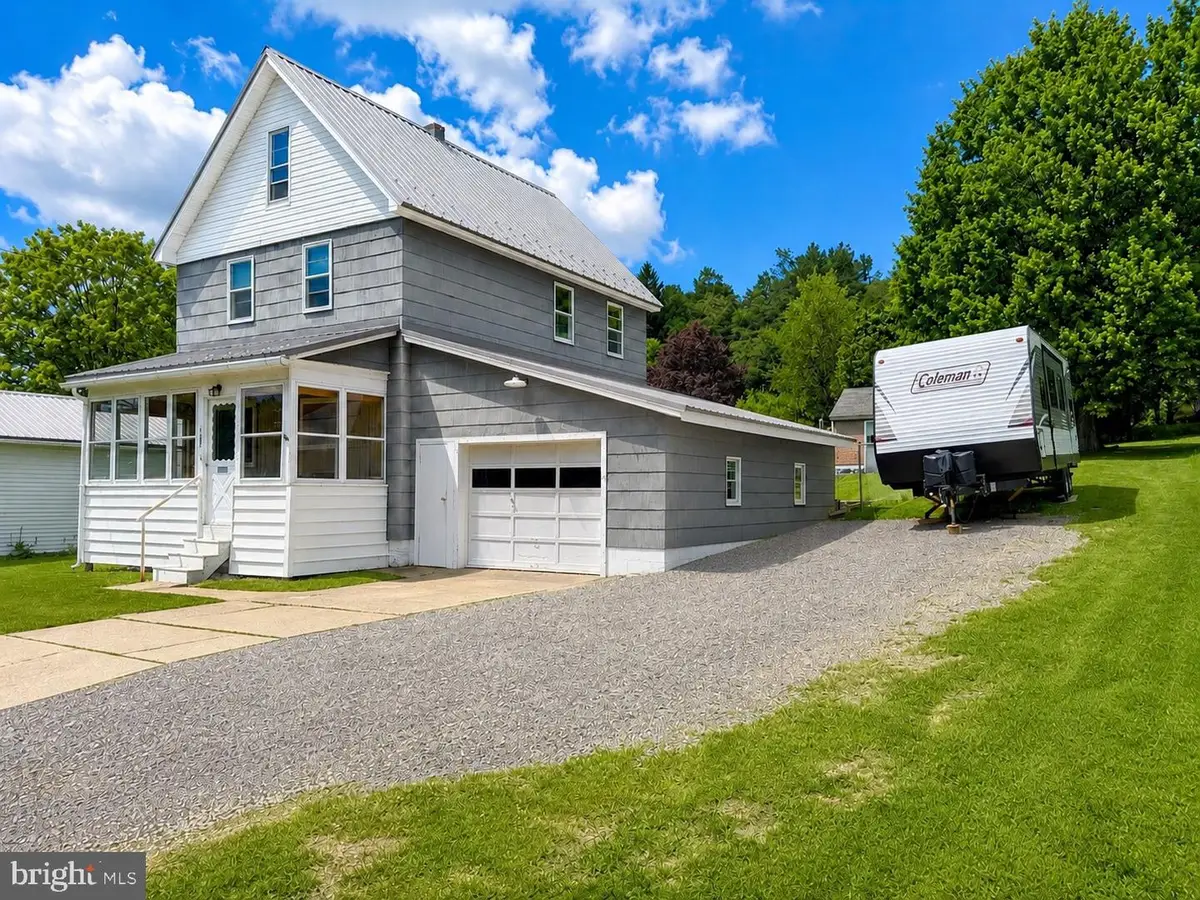 408 Pine Street, Kane, PA 16735 - #1
