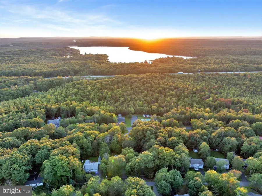 1159 Thunder Dr, Pocono Summit, PA 18346 - Image #3