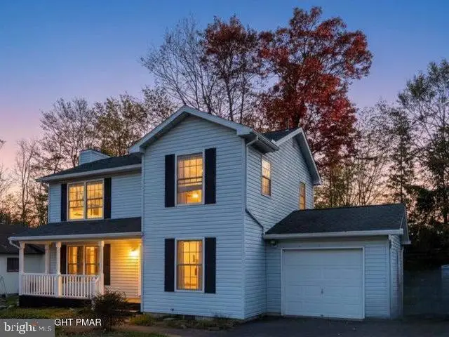 1120 Country Place Dr, Tobyhanna, PA 18466 - Image #1