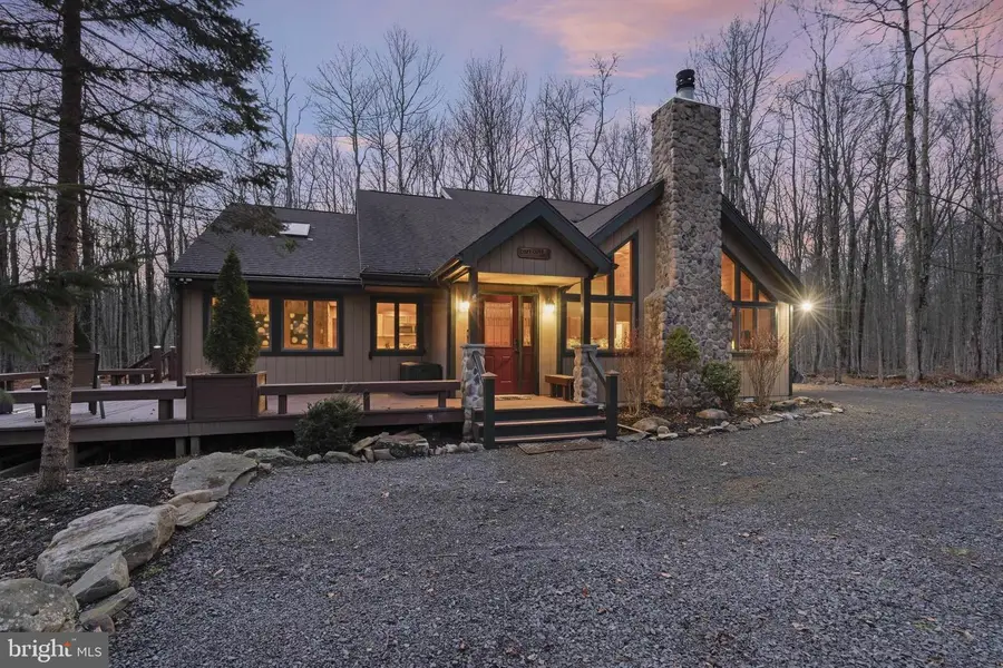 140 Boones Trl, Pocono Pines, PA 18350 - Image #2