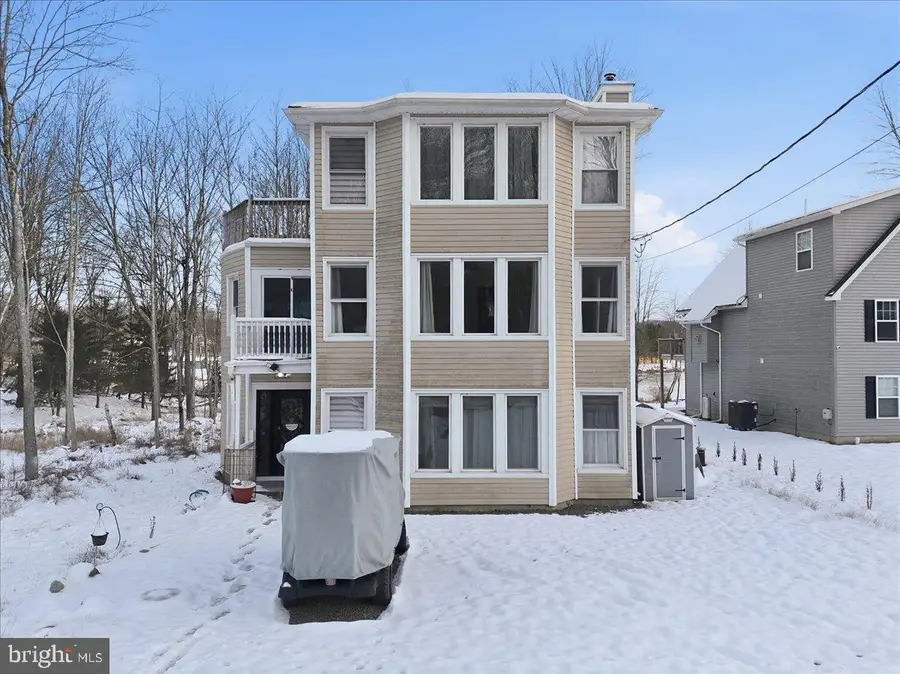 7814 Lake Shore Dr, Pocono Lake, PA 18347 - Image #2